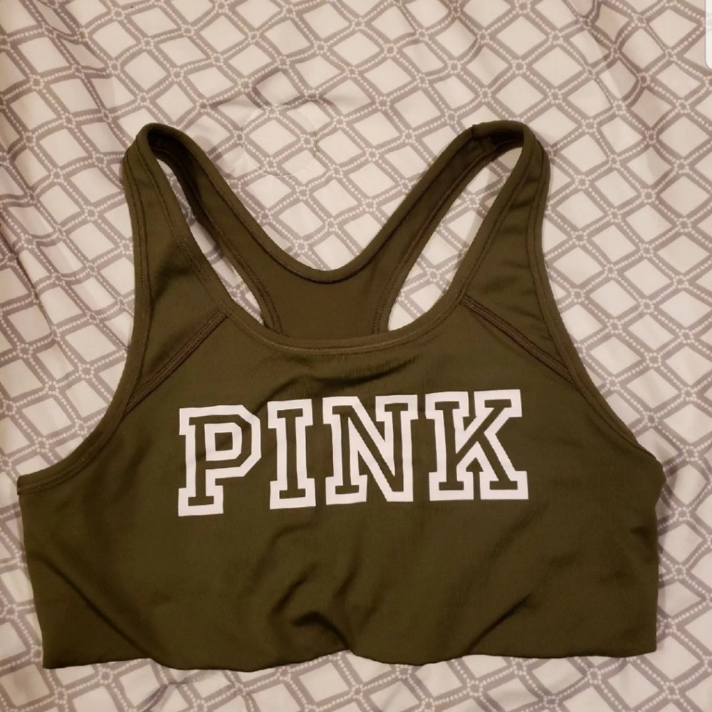 VS pink sports bra